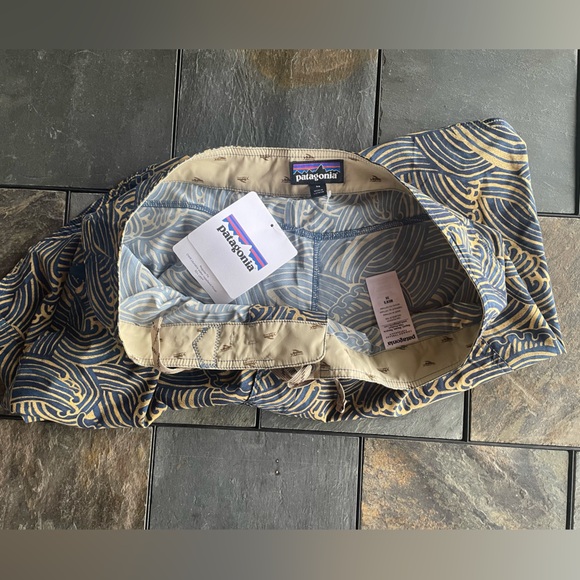 NEW Men’s Patagonia Board Short Swim Suit size 36. FREE SHIPPING! - Picture 3 of 4